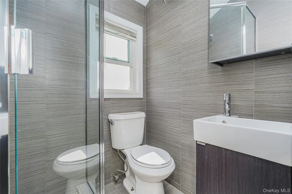 40 Creston Place Staten Island NY 10304