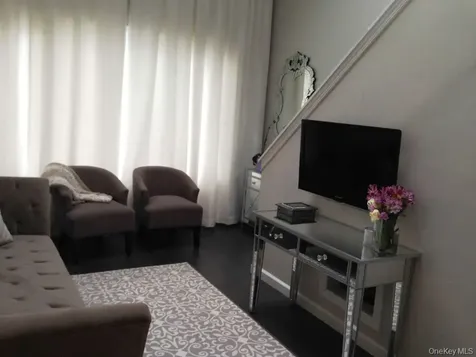 40 Creston Place Staten Island NY 10304
