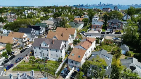 40 Creston Place Staten Island NY 10304