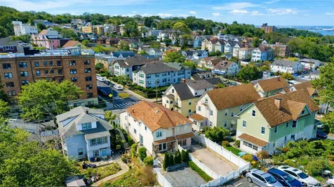 40 Creston Place Staten Island NY 10304