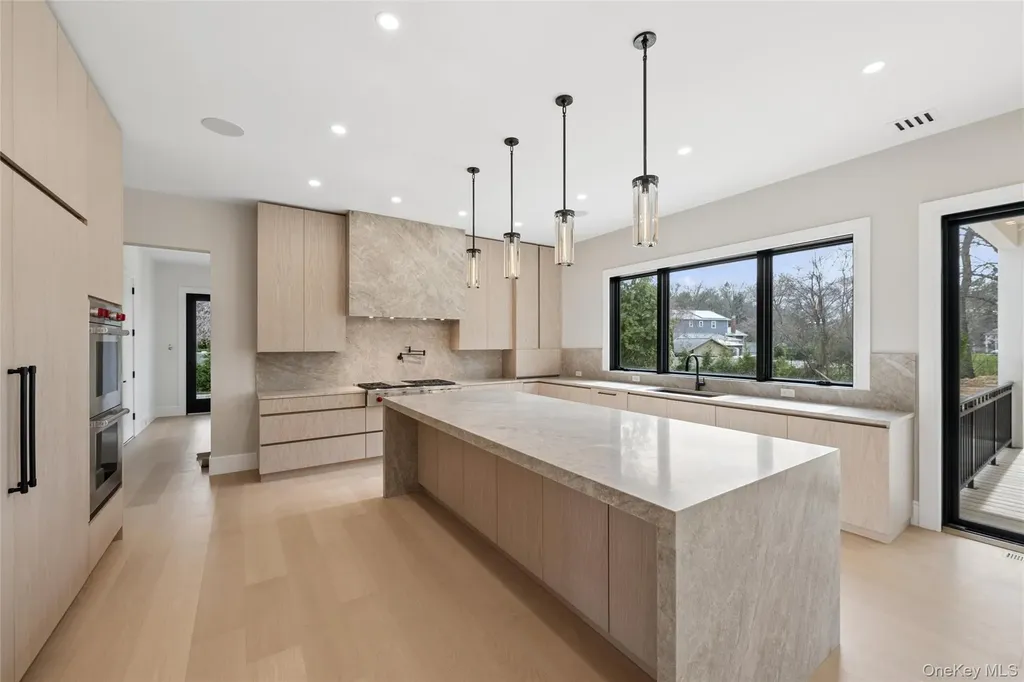 6 Highfield Drive Dix Hills NY 11746
