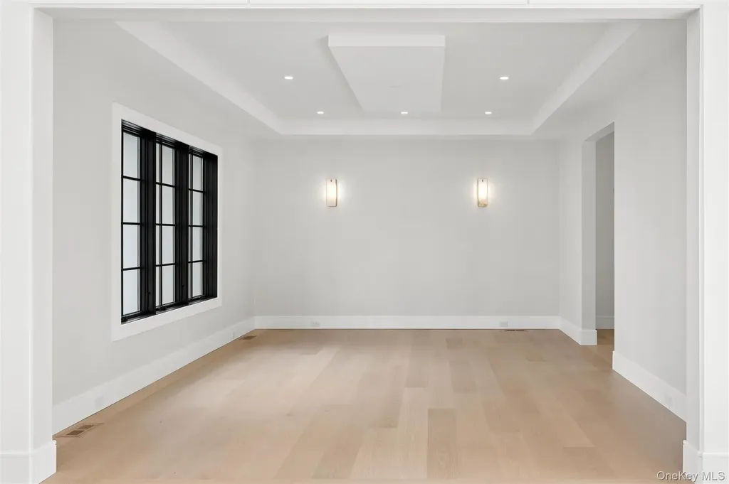 6 Highfield Drive Dix Hills NY 11746