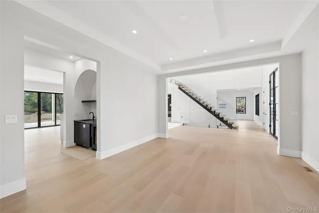 6 Highfield Drive Dix Hills NY 11746