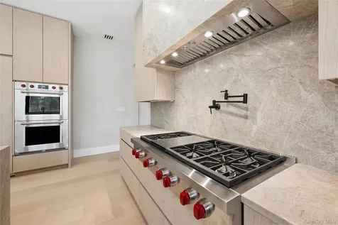 6 Highfield Drive Dix Hills NY 11746