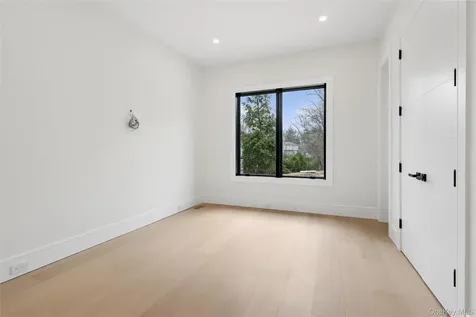 6 Highfield Drive Dix Hills NY 11746