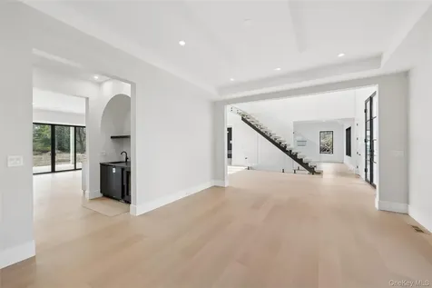 6 Highfield Drive Dix Hills NY 11746