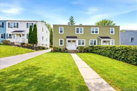 18 Vernon Terrace Poughkeepsie NY 12601