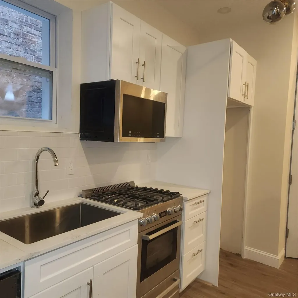 93 Elliott Avenue Yonkers NY 10705