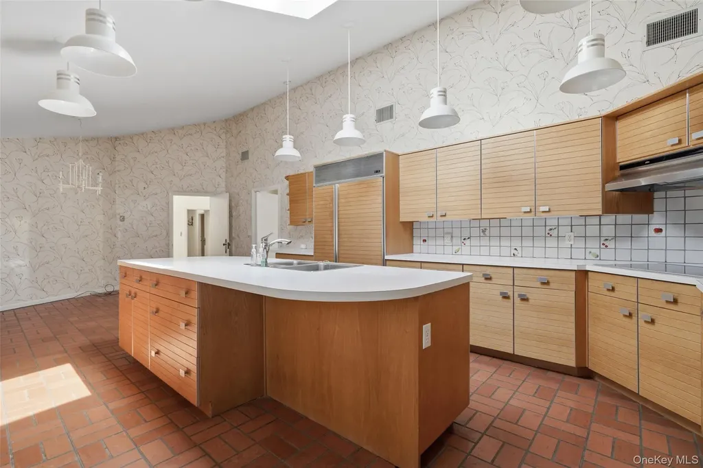 68 Old Aspetong Road Katonah NY 10536