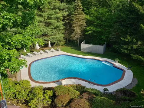 68 Old Aspetong Road Katonah NY 10536