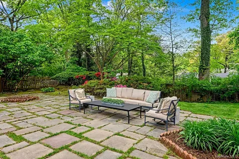 56 Woodlawn Avenue New Rochelle NY 10804