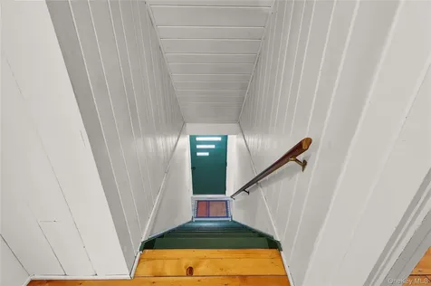12 Anita Court Kingston NY 12401