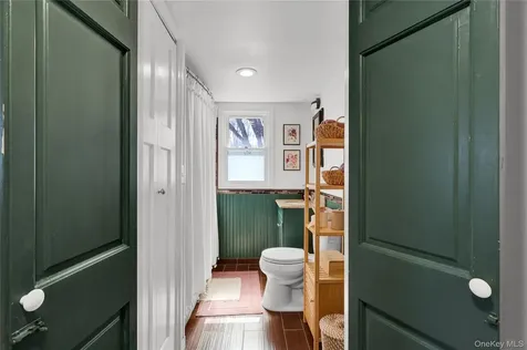 12 Anita Court Kingston NY 12401