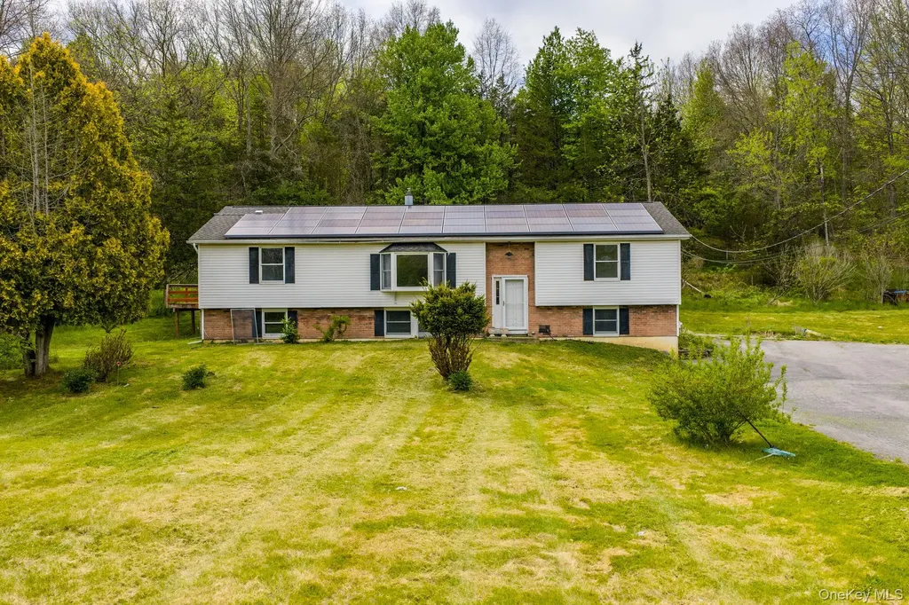 505 County Route 12 New Hampton NY 10958