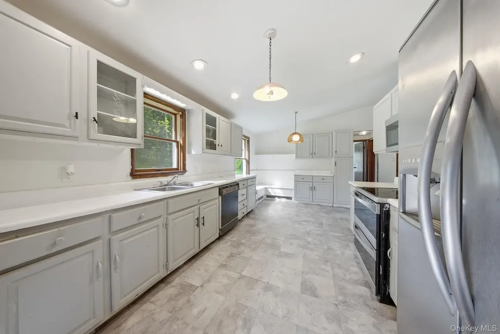 505 County Route 12 New Hampton NY 10958
