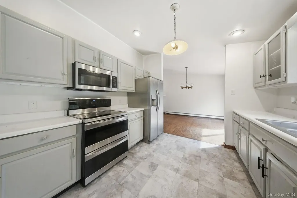 505 County Route 12 New Hampton NY 10958