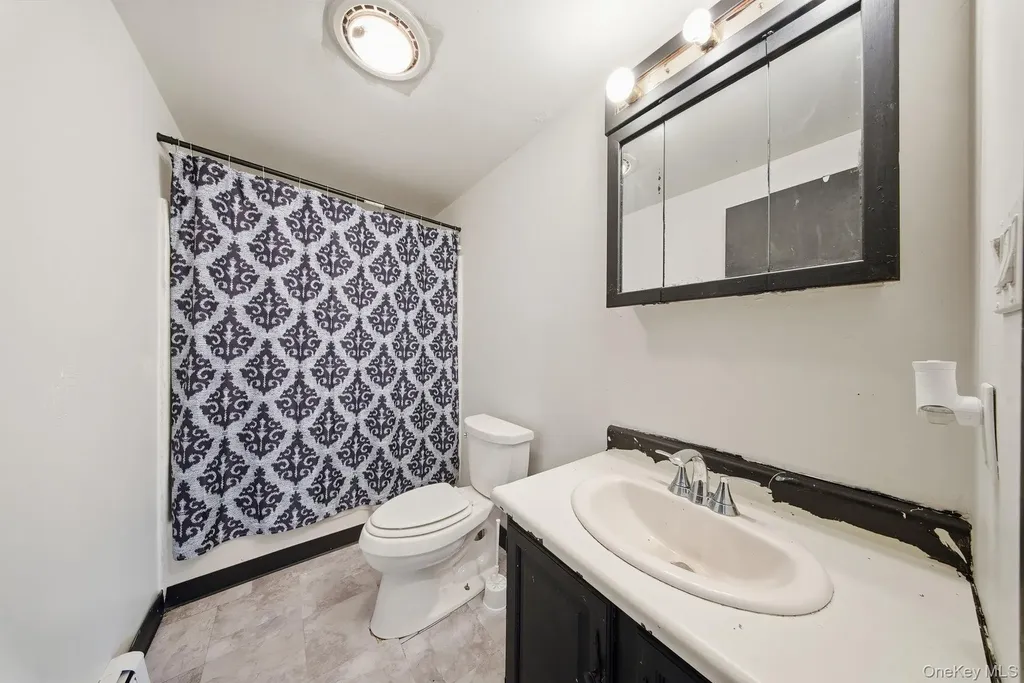 505 County Route 12 New Hampton NY 10958