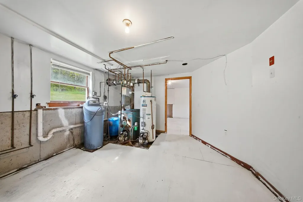 505 County Route 12 New Hampton NY 10958