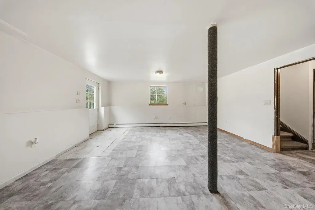 505 County Route 12 New Hampton NY 10958