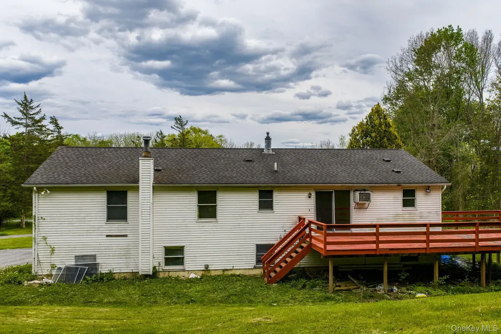 505 County Route 12 New Hampton NY 10958