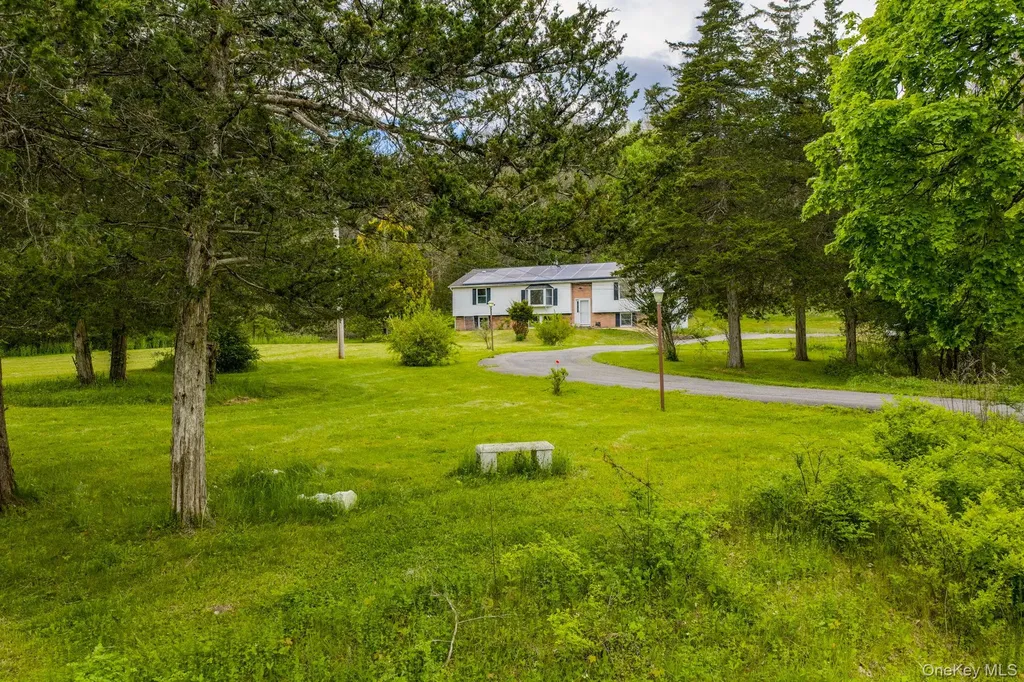 505 County Route 12 New Hampton NY 10958