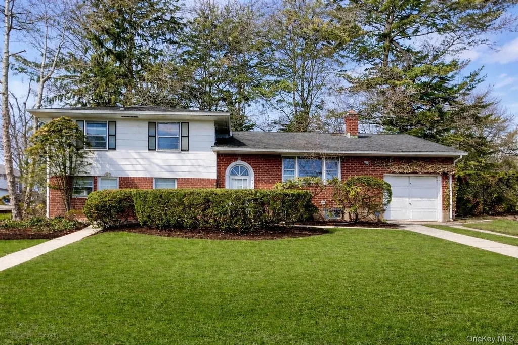 102 Irene Lane Commack NY 11725