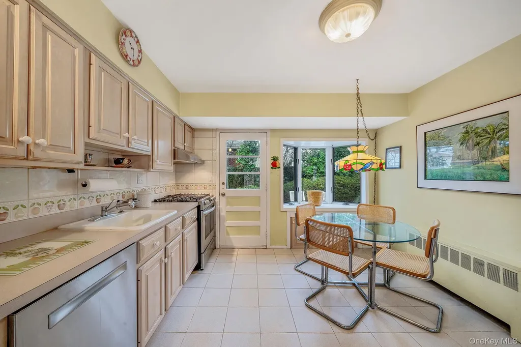 102 Irene Lane Commack NY 11725