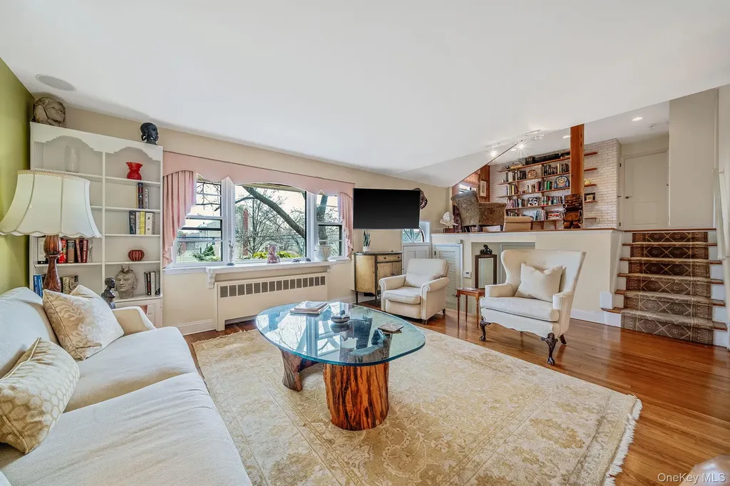 102 Irene Lane Commack NY 11725