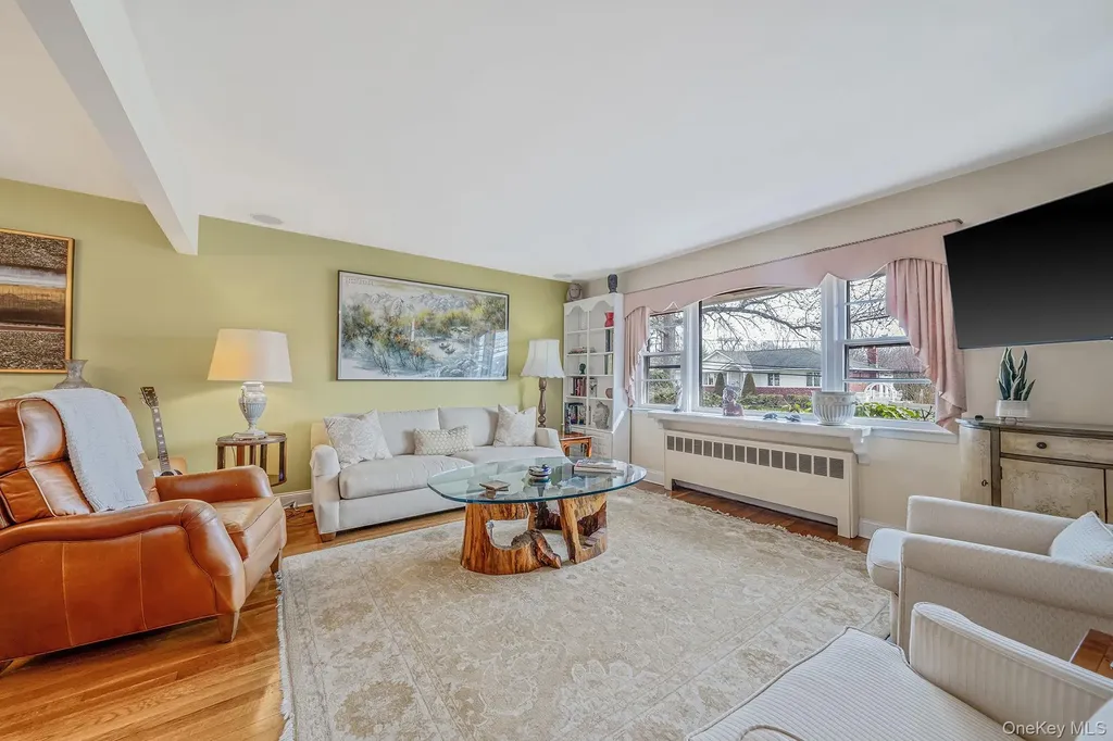 102 Irene Lane Commack NY 11725