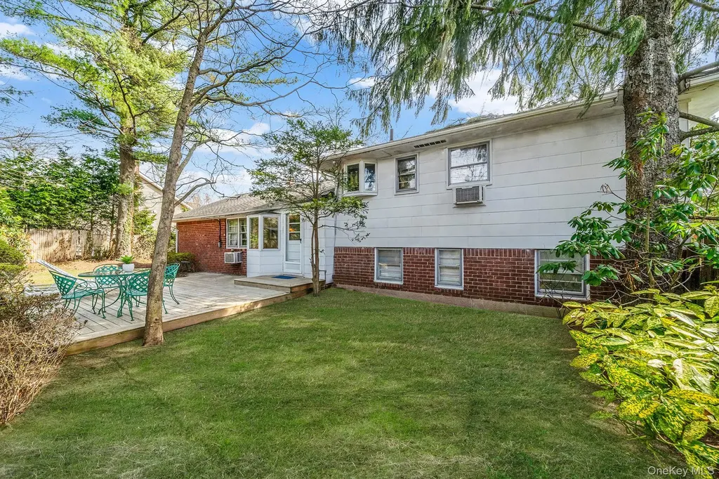 102 Irene Lane Commack NY 11725