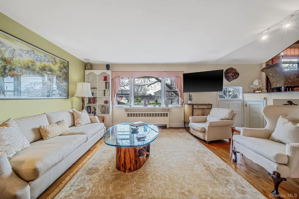 102 Irene Lane Commack NY 11725