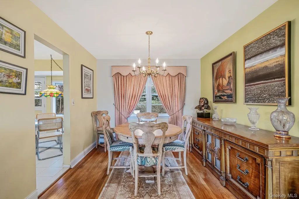 102 Irene Lane Commack NY 11725