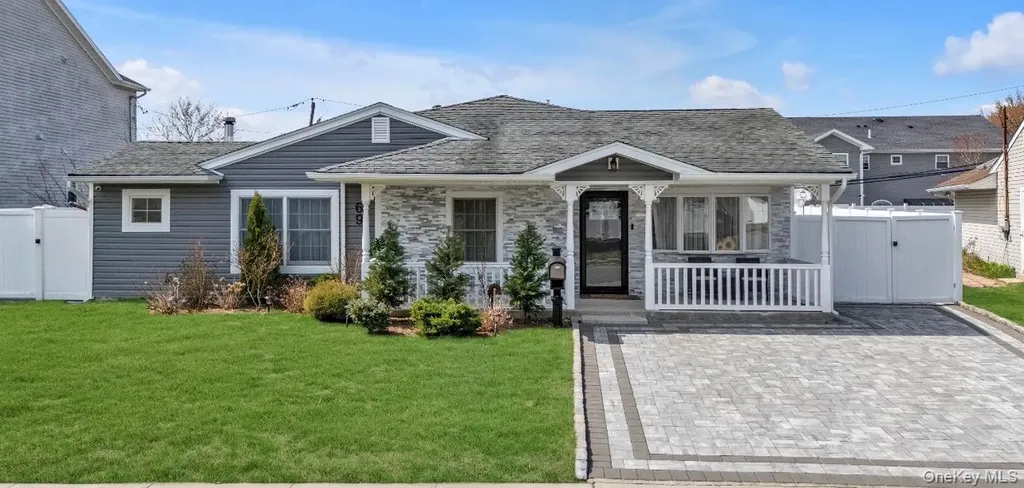 69 Candy Lane Syosset NY 11791
