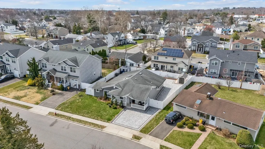 69 Candy Lane Syosset NY 11791