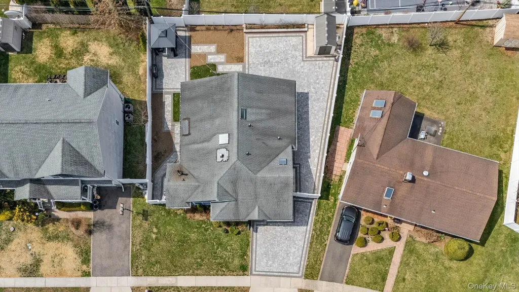 69 Candy Lane Syosset NY 11791