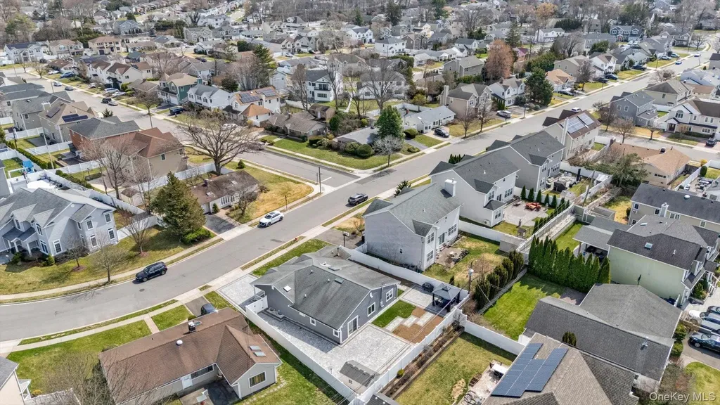 69 Candy Lane Syosset NY 11791