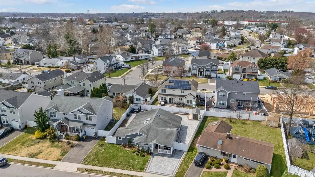 69 Candy Lane Syosset NY 11791