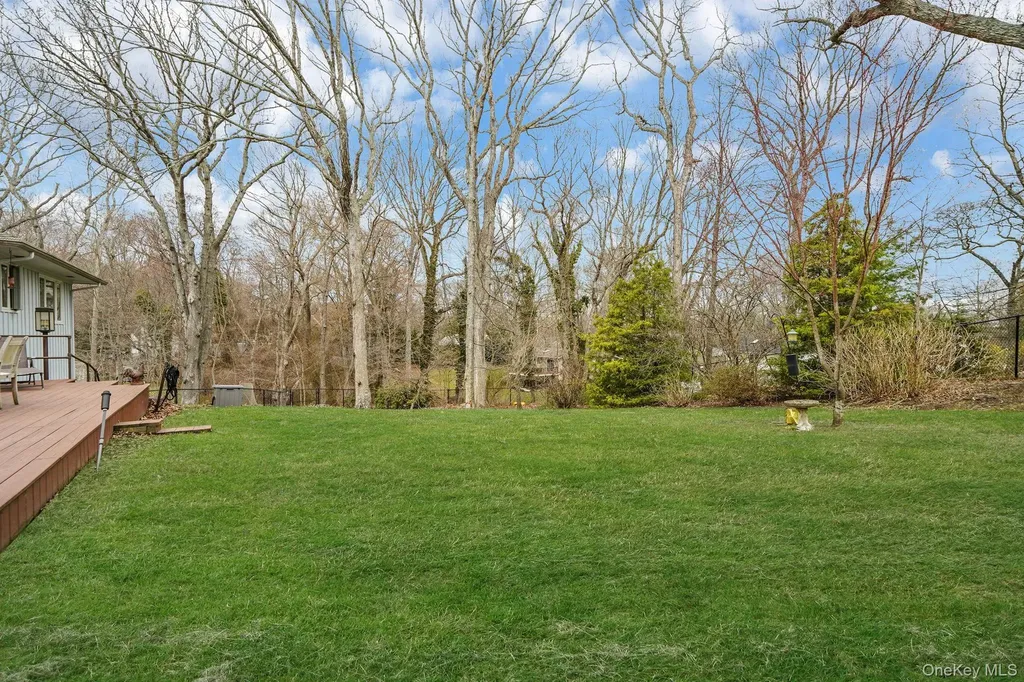 14 Cordwood Path Shoreham NY 11786