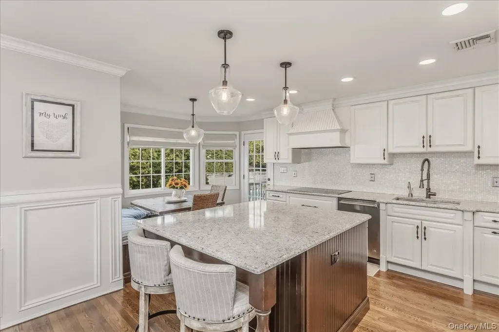113 Harborview Drive Massapequa NY 11758