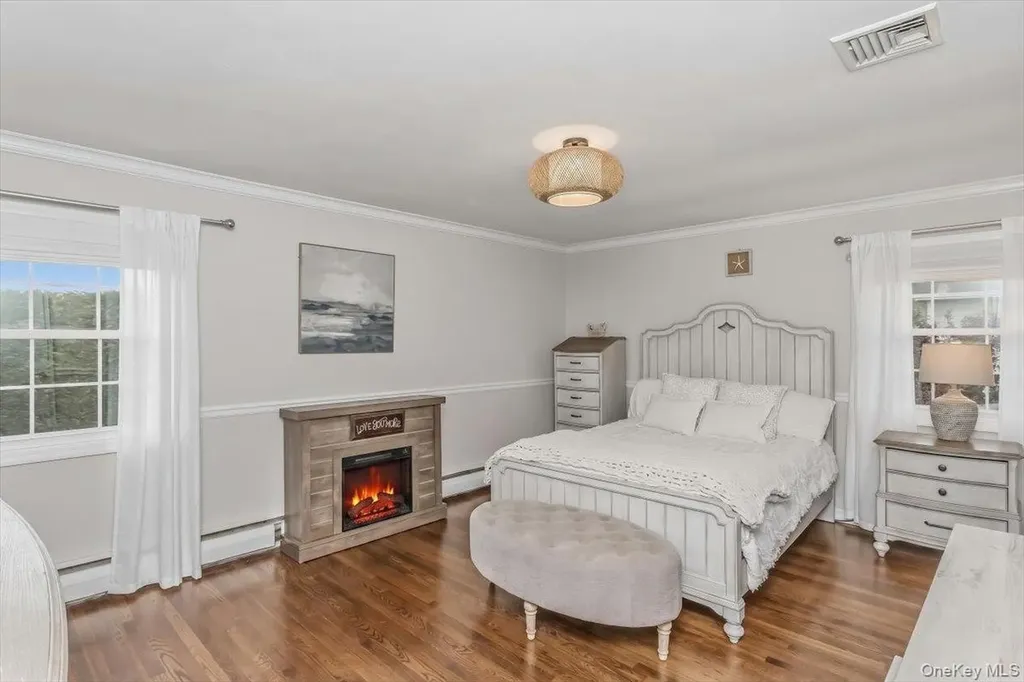 113 Harborview Drive Massapequa NY 11758