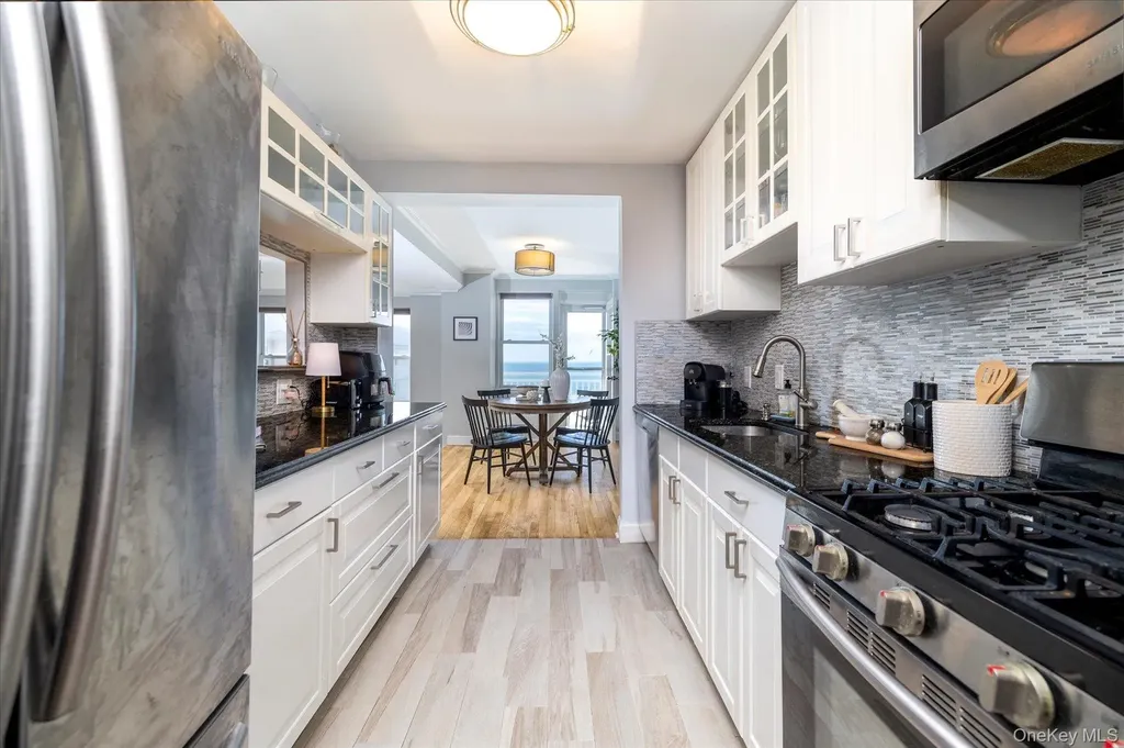 522 Shore Road Long Beach NY 11561