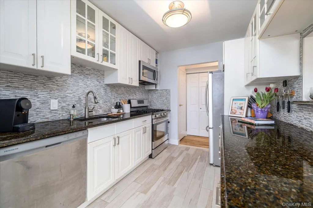 522 Shore Road Long Beach NY 11561