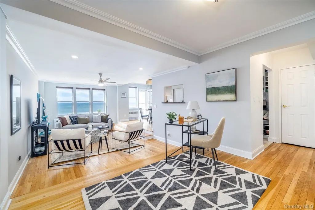 522 Shore Road Long Beach NY 11561