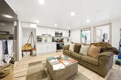 58 Vineyard Avenue Yonkers NY 10703