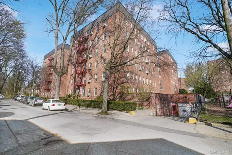 2 Louisiana Avenue Bronxville NY 10708