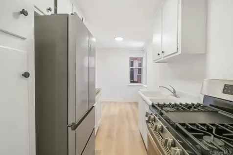 2 Louisiana Avenue Bronxville NY 10708