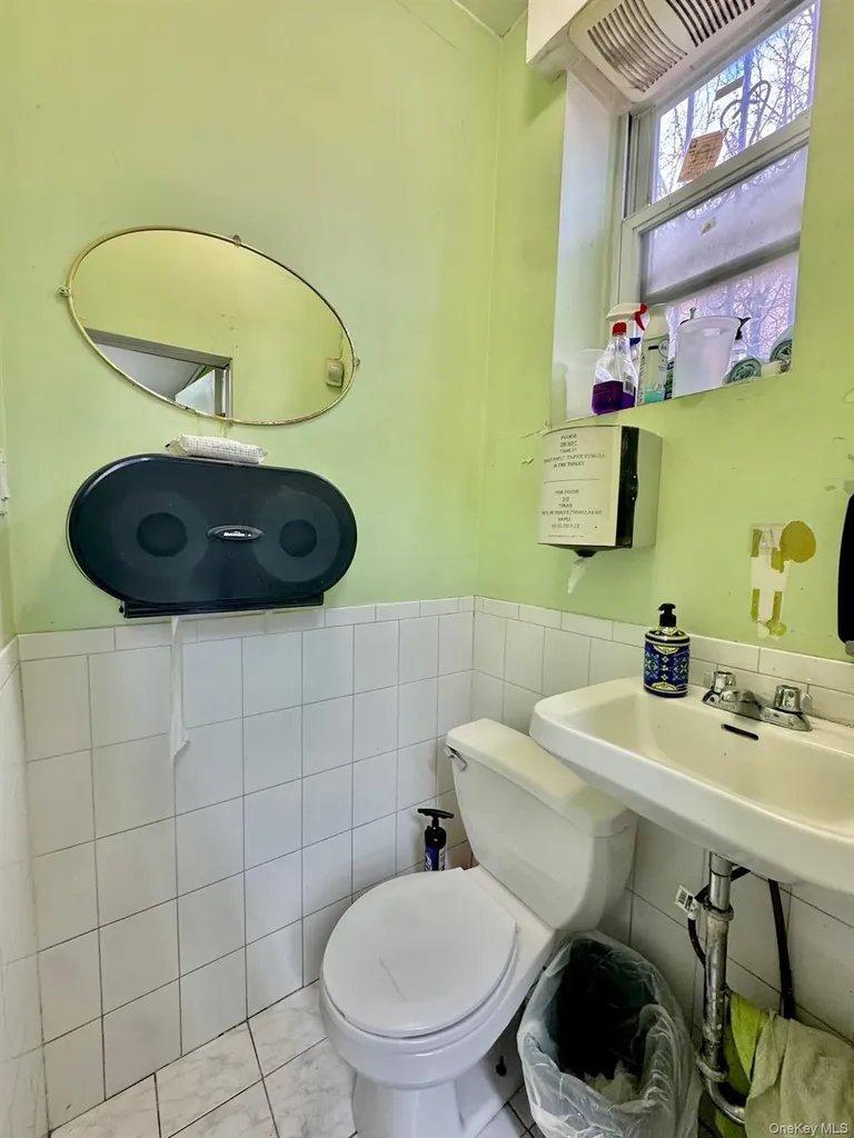 5125 6th Avenue Brooklyn NY 11220