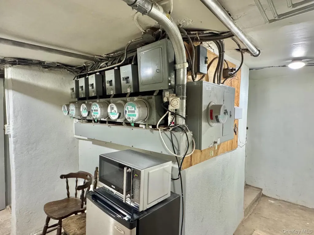 5125 6th Avenue Brooklyn NY 11220