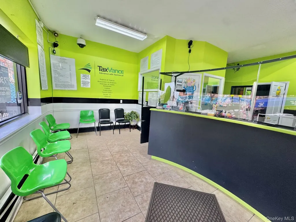 5125 6th Avenue Brooklyn NY 11220