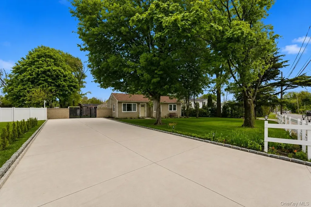 1016 Howells Road Bay Shore NY 11706